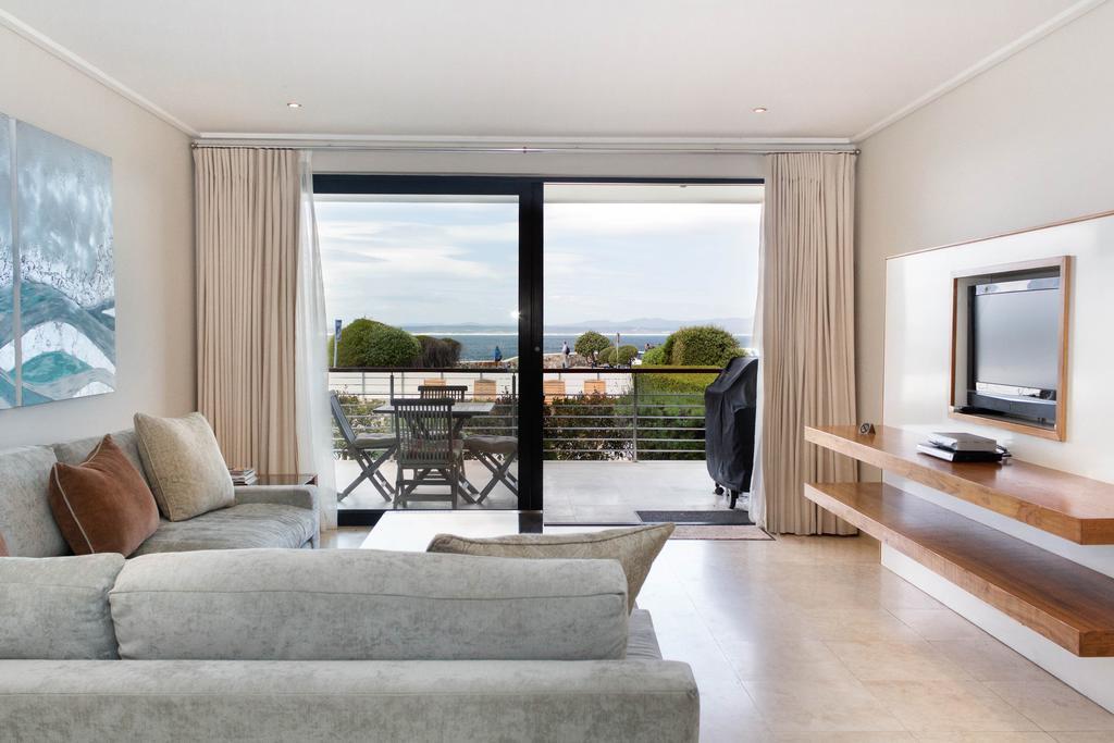 74 On Marine Apartment Херманус Стая снимка