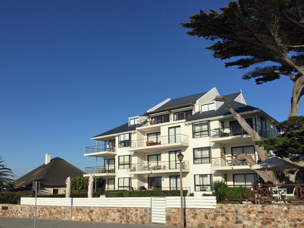 74 On Marine Apartment Херманус Екстериор снимка
