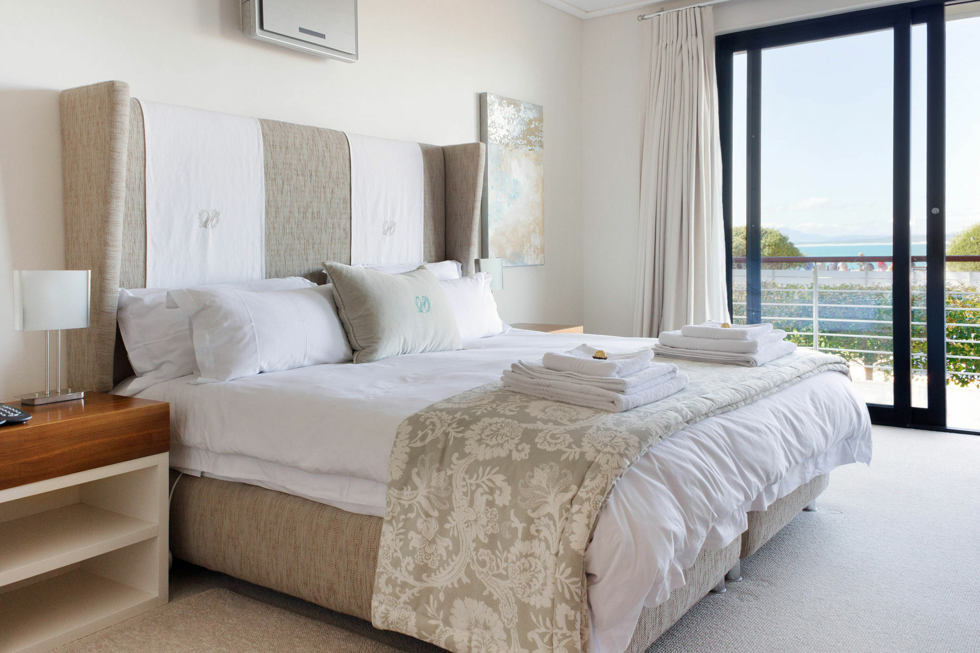 74 On Marine Apartment Херманус Екстериор снимка